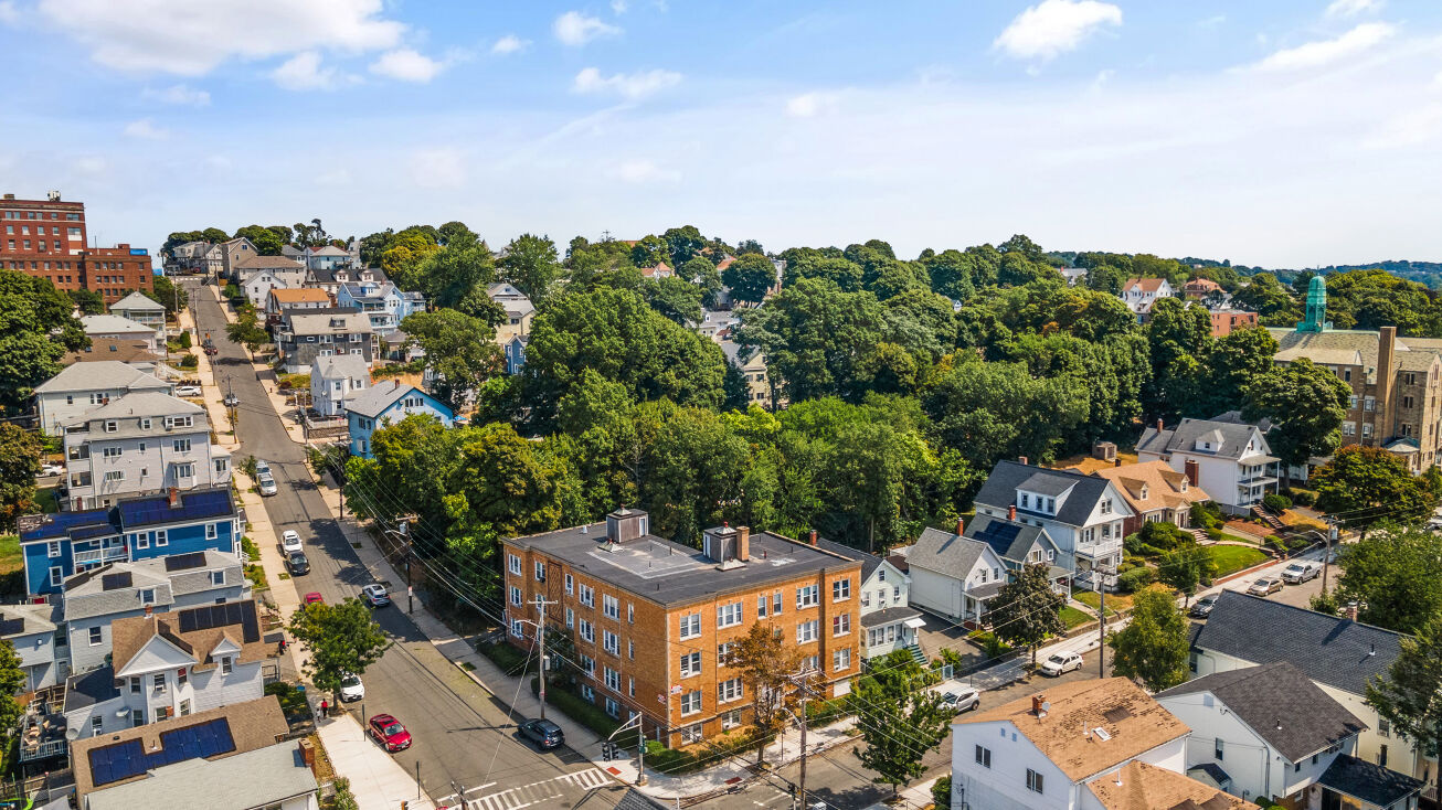 146 Nichols St, Everett, MA 02149