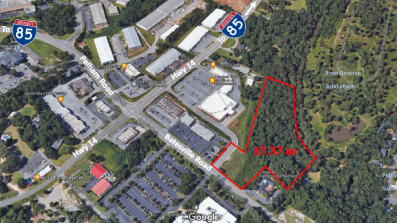 976 Batesville Rd, Greer, SC 29651