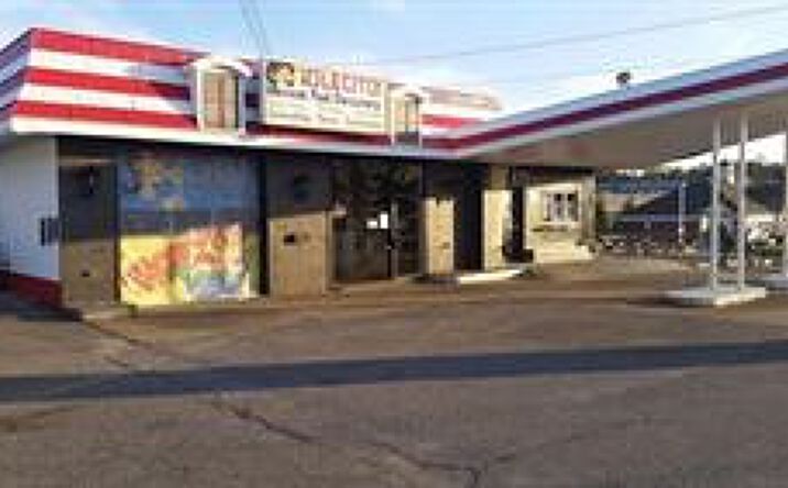 Pictures of Retail property located at 366-368 Hathaway Rd, New Bedford, MA 02740 for comps - image #1