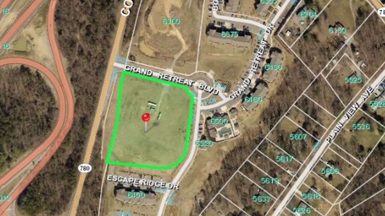 Cove Rd, Roanoke, VA 24017