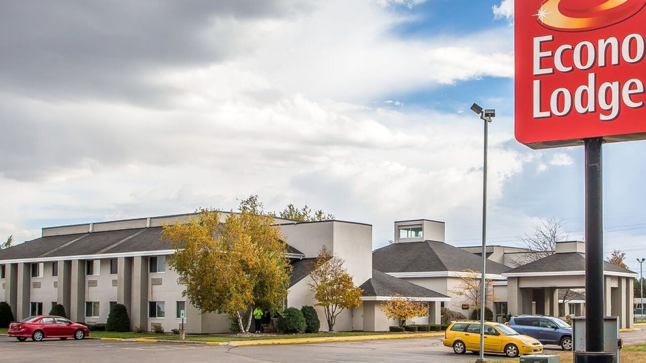 1510 County Rd XX, Rothschild, WI 54474