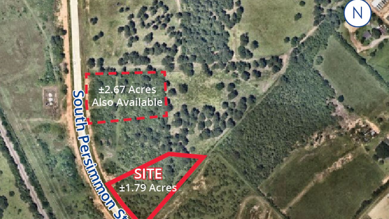 S Persimmon St, Tomball, TX 77375