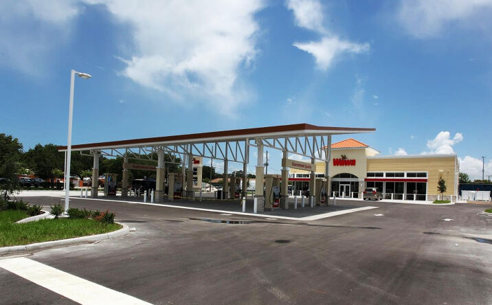 Pictures of Retail, Special Purpose property located at 9501 Bay Pines Boulevard, St. Petersburg, FL 33708 for comps - image #1