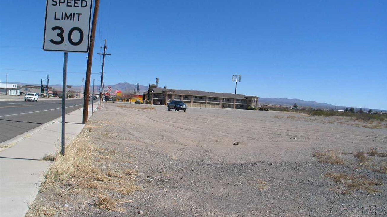 Main St, Lordsburg, NM 88049