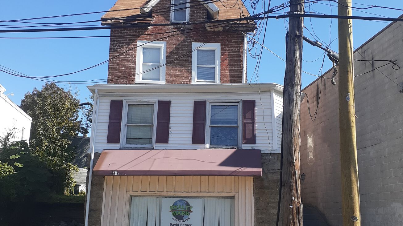 933 Main St, Darby, PA 19023 Multifamily Property for Sale