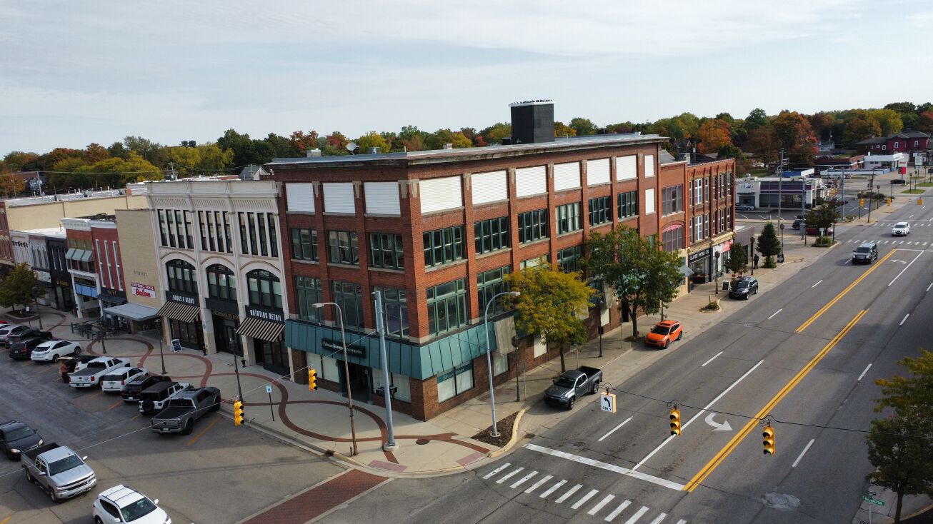 100 N Washington St, Owosso, MI 48867