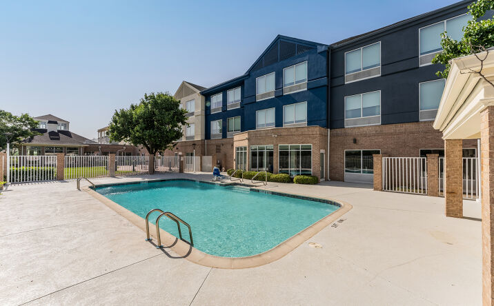 Pictures of Hospitality property located at 4400 North Fwy, Fort Worth, TX 76137 for sales - image #1