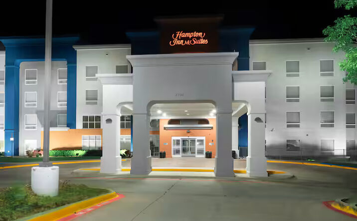 Pictures of Hospitality property located at 2700 Green Oaks Rd, Fort Worth, TX 76116 for sales - image #1