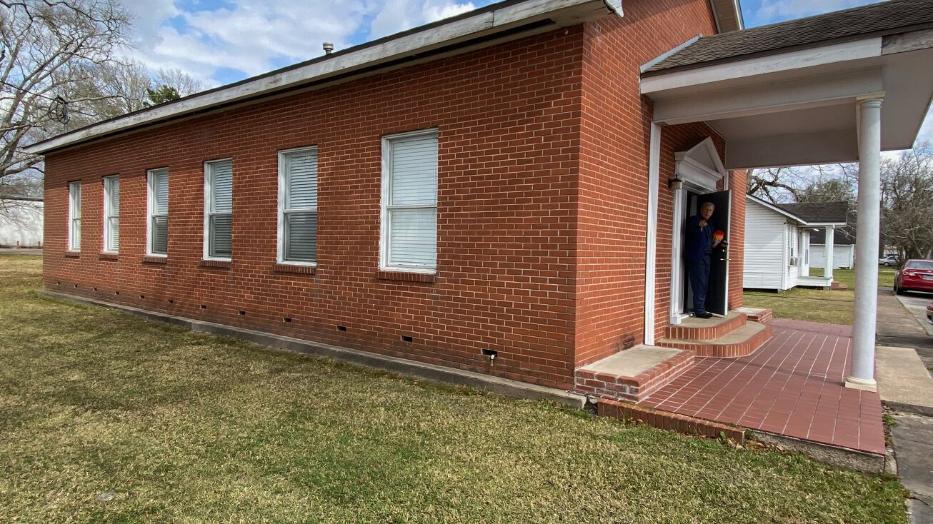 204 E Ave K, Silsbee, TX 77656