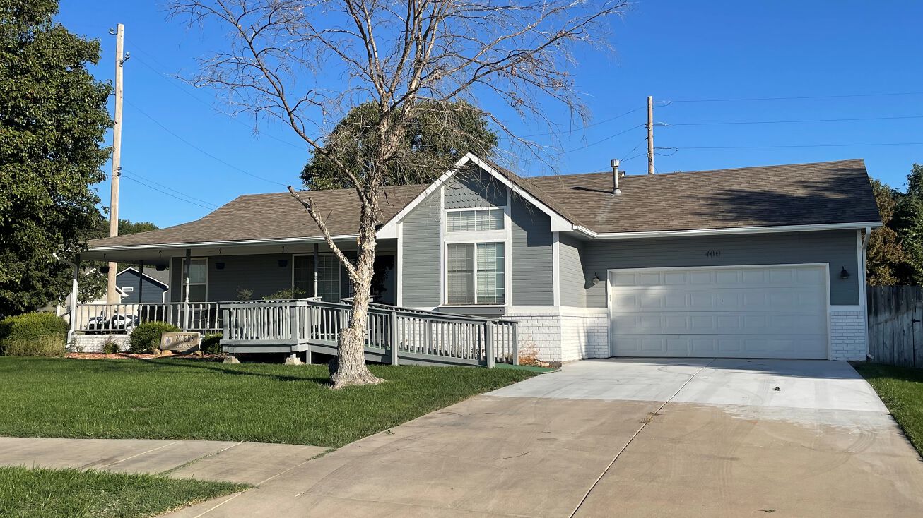 400 E School St, Rose Hill, KS 67133
