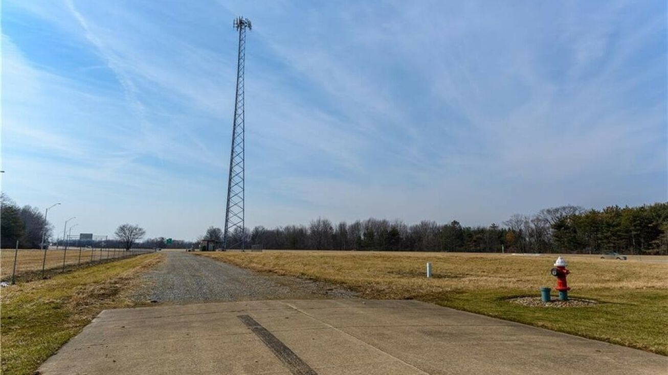 Rear Land Elyria, Elyria, OH 44035