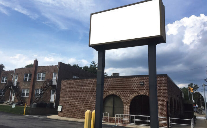 Pictures of Retail property located at 300 Chester Pike, Glenolden, PA 19036 for comps - image #1