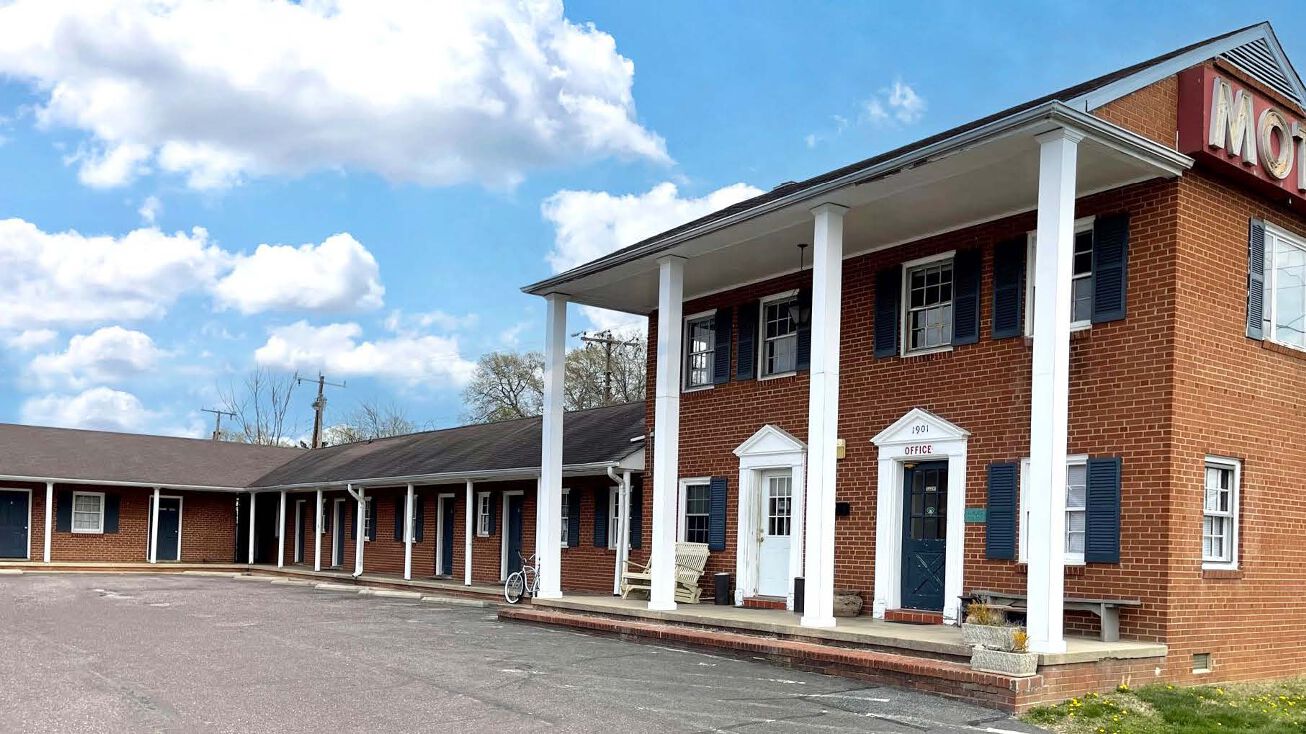 1901 Augustine Ave, Fredericksburg, VA 22401