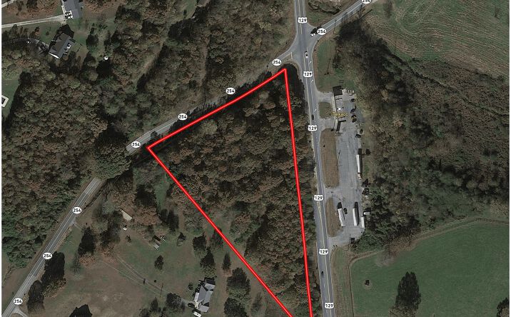 Pictures of Land property located at 6850 Old Cleveland Rd, Clermont, GA 30527 for sales - image #1