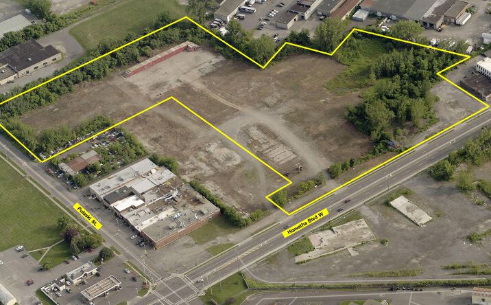 Pictures of Land property located at 745 Hiawatha Blvd W, Syracuse, NY 13204 for sales - image #1