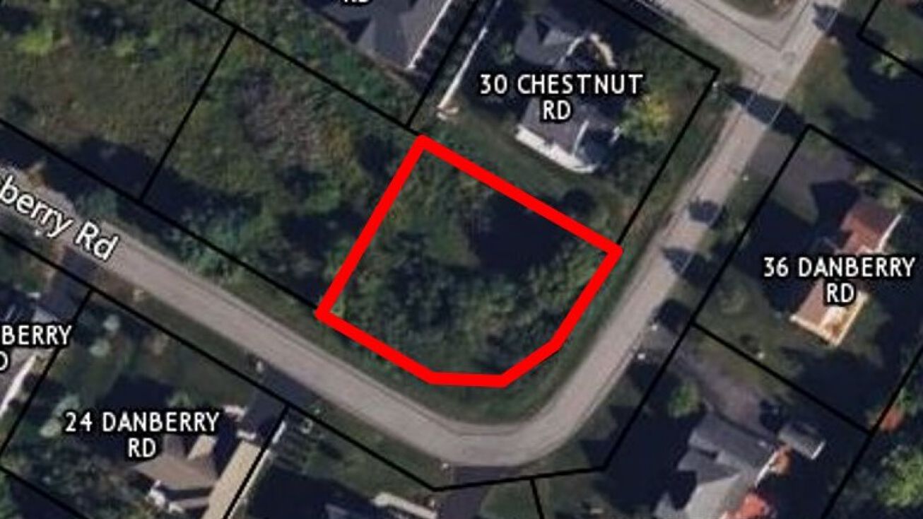 Danberry Rd, New Hartford, NY 13413