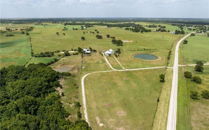 Pictures of Multifamily, Land property located at 850 FM3000, Elgin, TX 78621 for sales - image #1