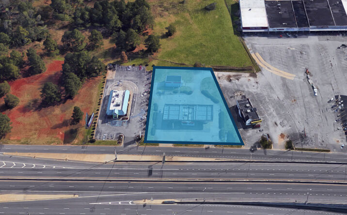 Pictures of Retail property located at Memorial Pkwy NW, Huntsville, AL 35810 for comps - image #1