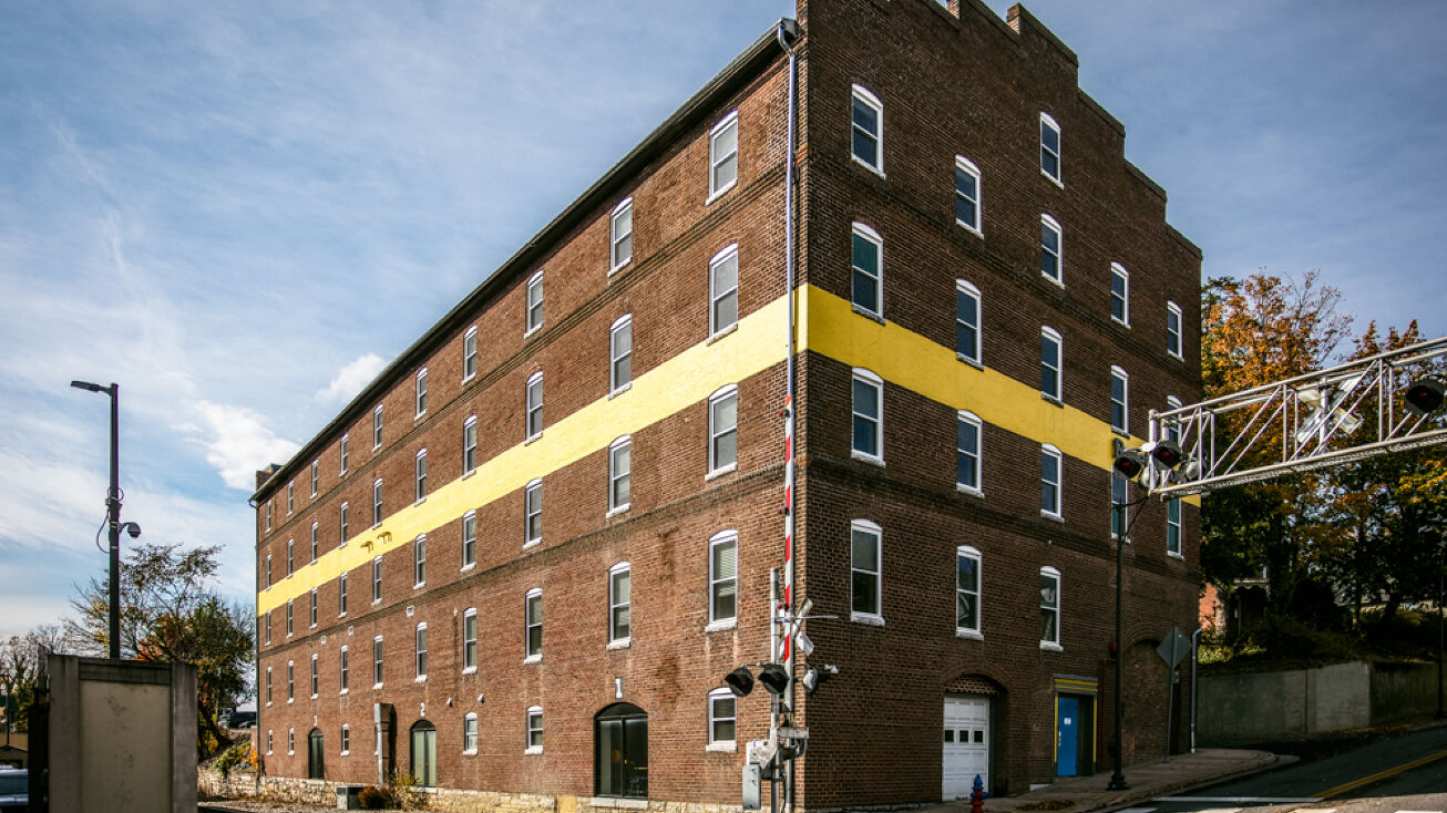 135 W Market St, Harrisonburg, VA 22801 Mixed Use Property for Sale