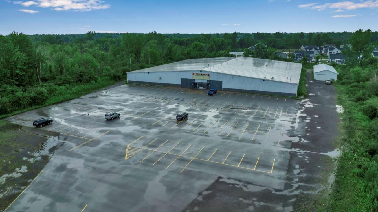 3385 Niagara Falls Blvd, North Tonawanda, NY 14120