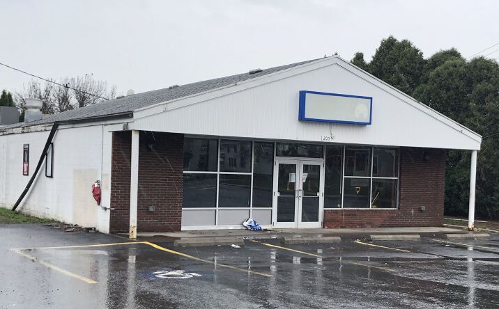 Pictures of Retail property located at 205 Fall St, Seneca Falls, NY 13148 for sales - image #1