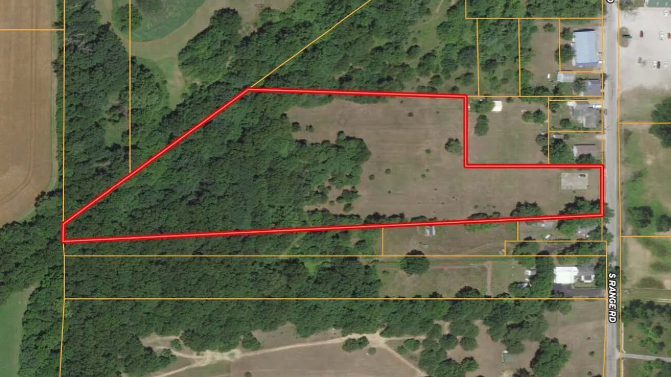 Range Road, North Judson, IN 46366