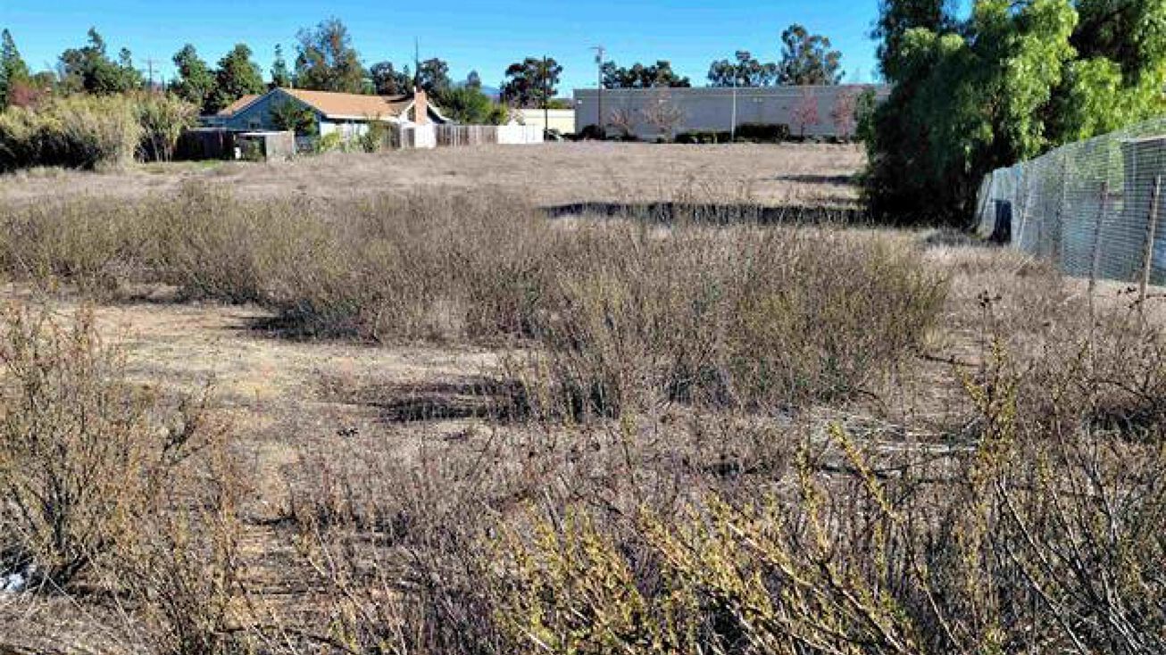 La Brea St, Ramona, CA 92065