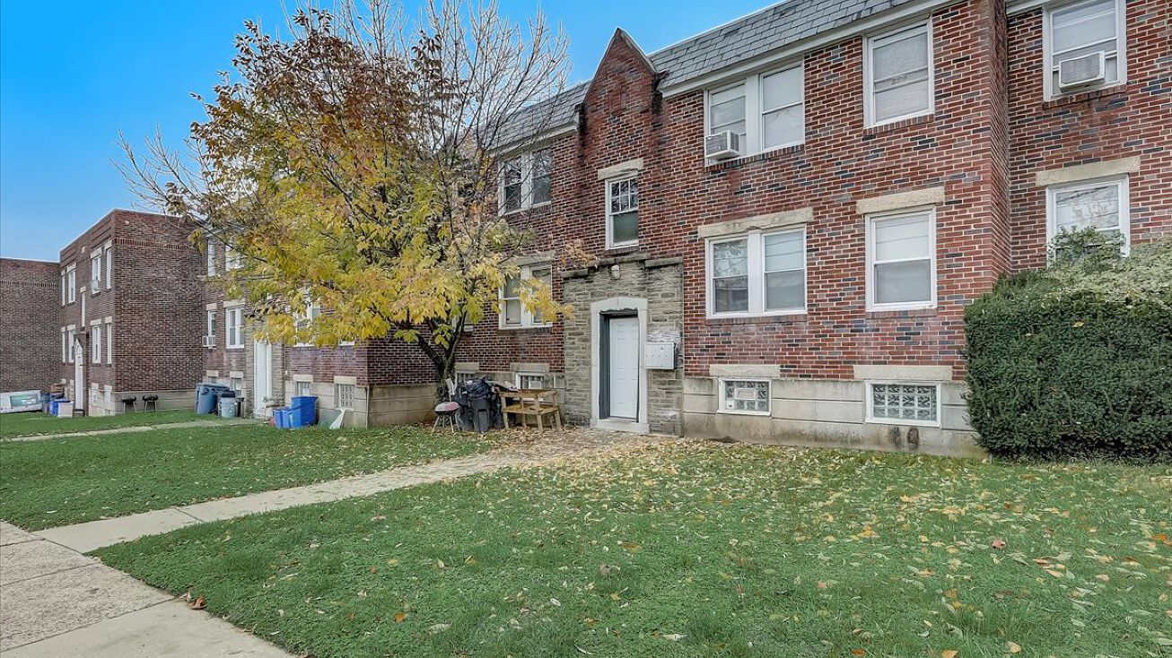 390 E Upsal St, Philadelphia, PA 19119