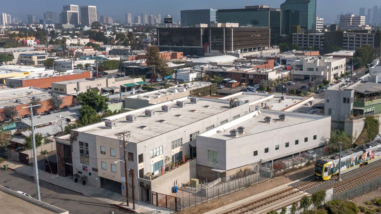 2256 Barry Ave, Los Angeles, CA 90064