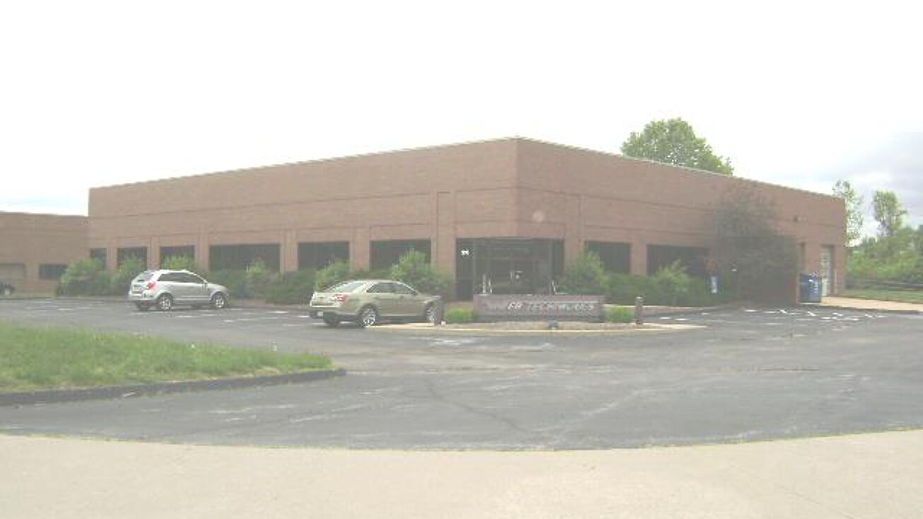 910 Bolger Ct, Fenton, MO 63026