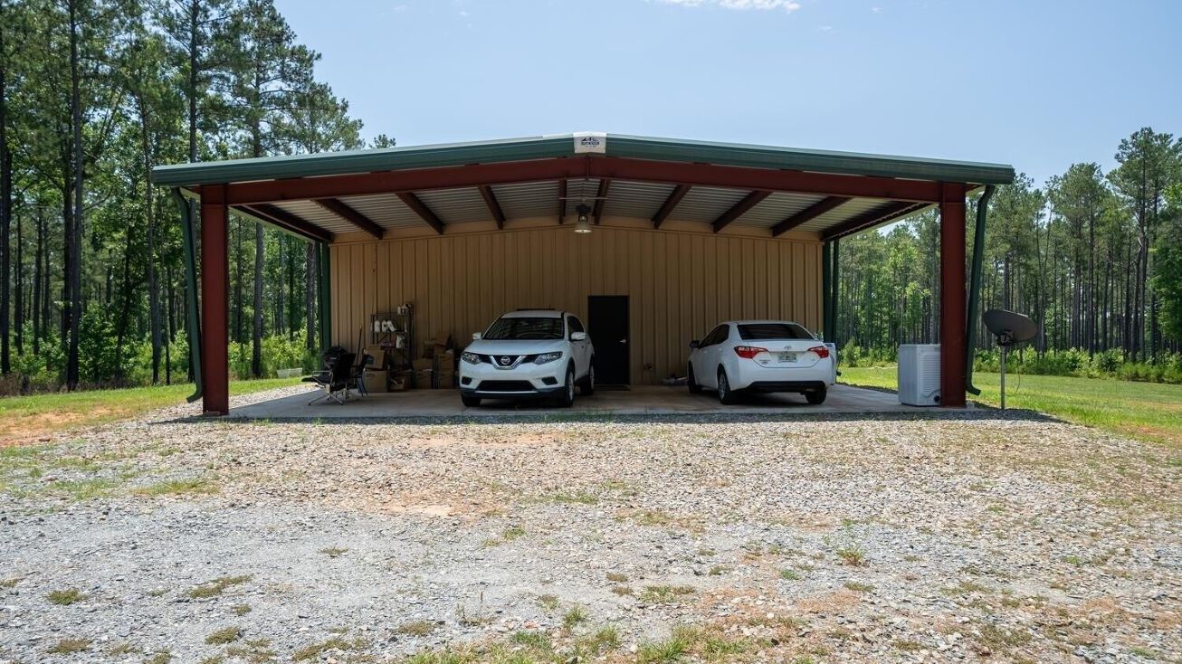 148 Posey Dr, Gray, GA 31032