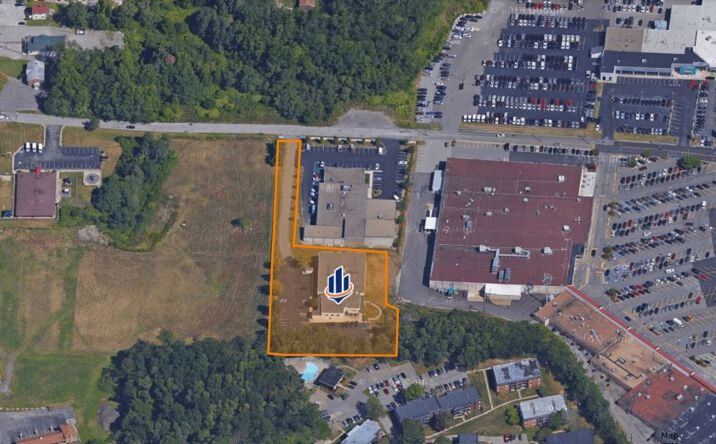 Pictures of Retail property located at 200 Grant Dr, Coraopolis, PA 15108 for comps - image #1