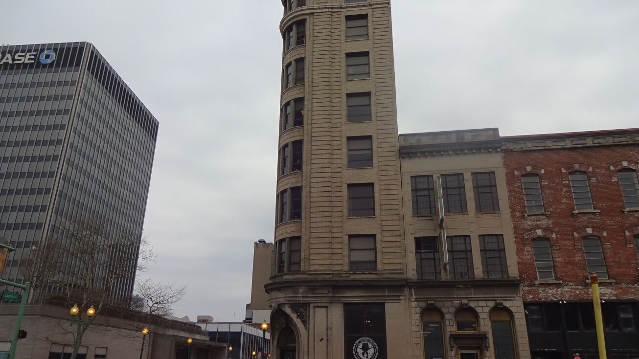 Capitol Street & Kanawha Boulevard East, Charleston, WV 25301