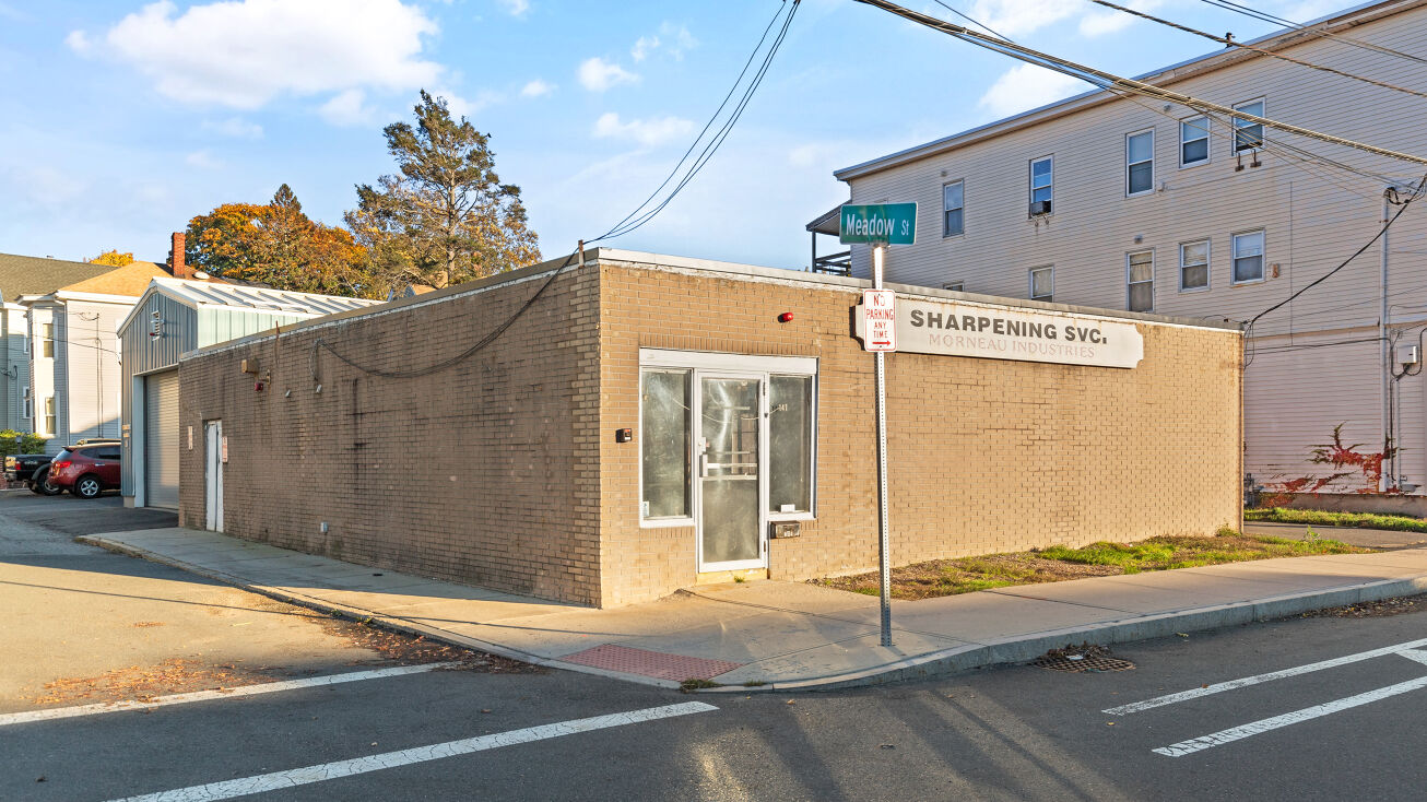 141 Canal St, Salem, MA 01970