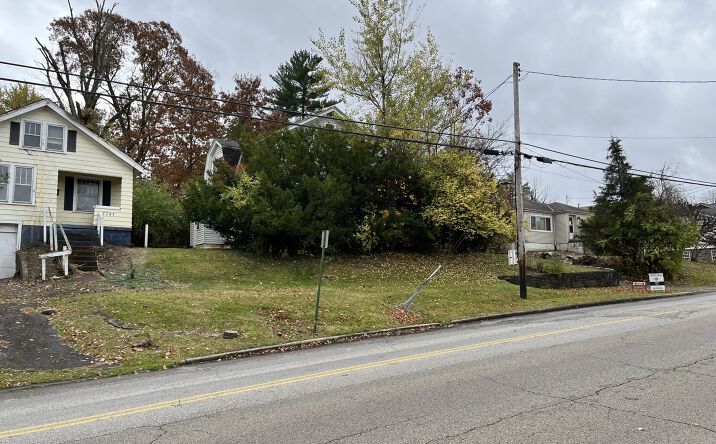 Pictures of Land property located at 7715 Camargo Rd, Cincinnati, OH 45243, 7717 Camargo Rd, Cincinnati, OH 45243, 7721 Camargo Rd, Cincinnati, OH 45243 for sales - image #1