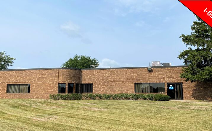 image of property at 2111 WALTER P REUTHER DR Warren MI 48091-6108