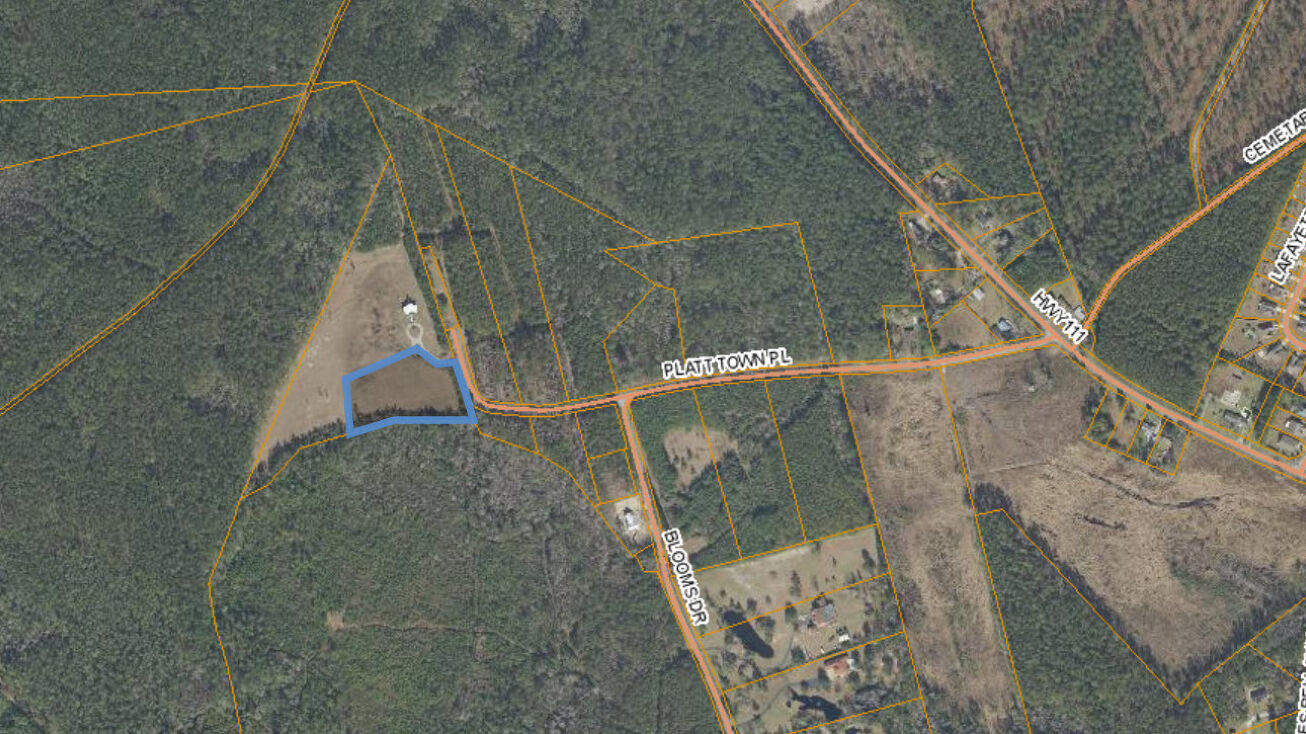 Platt Town Pl, Little River, SC 29566