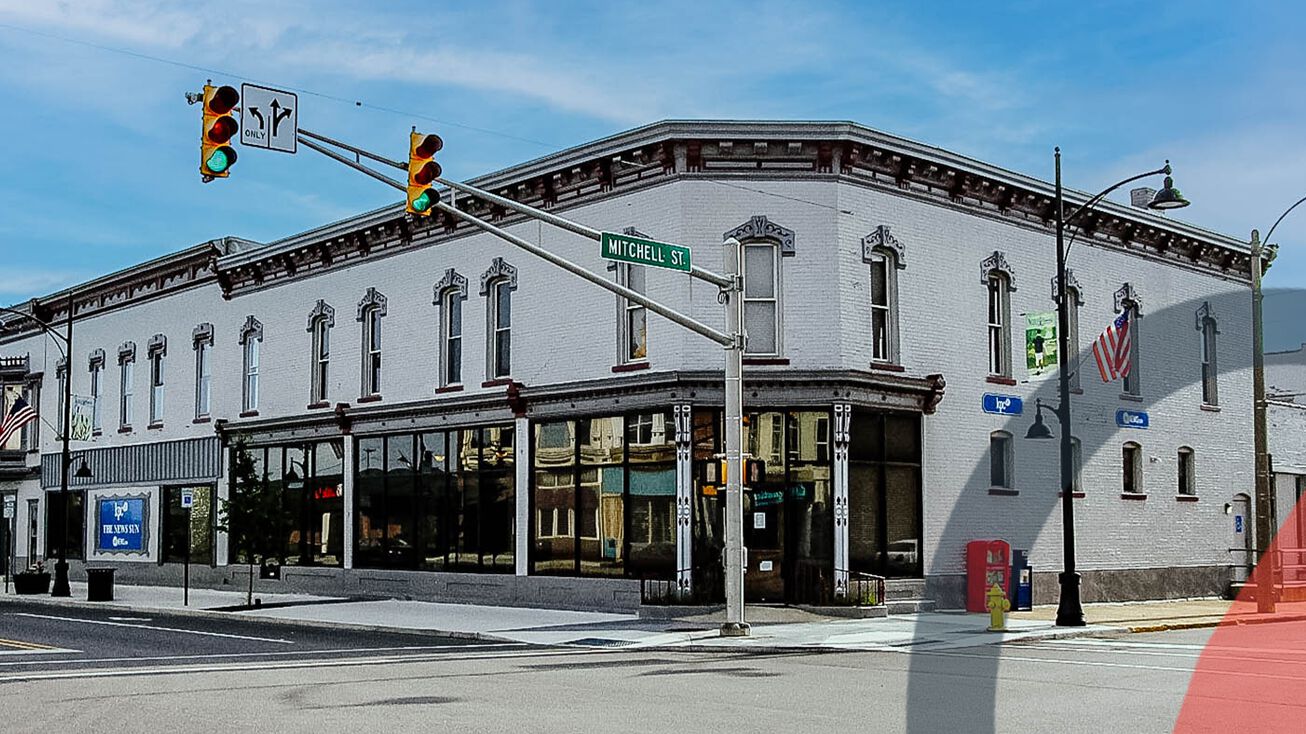 116 N Main St, Kendallville, IN 46755