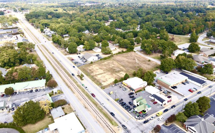 Pictures of Land property located at 208 NE Main St, Simpsonville, SC 29680 for sales - image #1