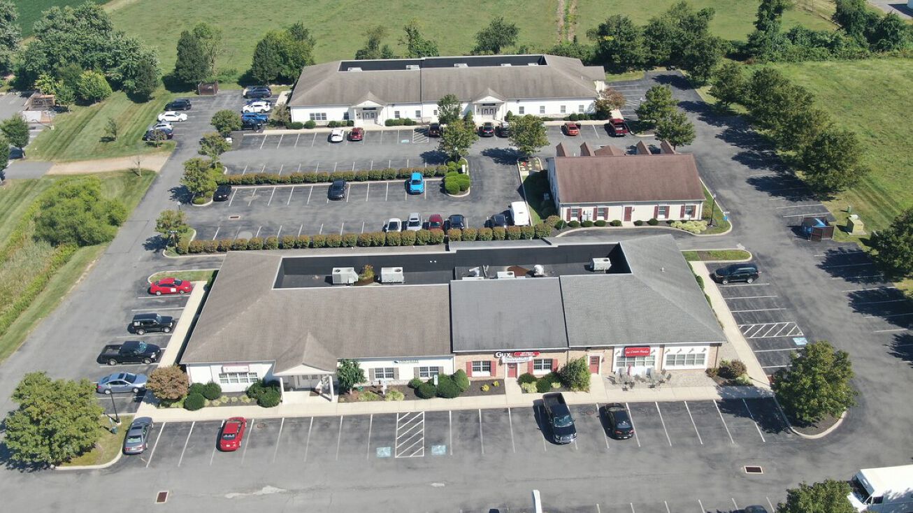 4225 Main St, Elverson, PA 19520 Retail Property for Sale Darby Square