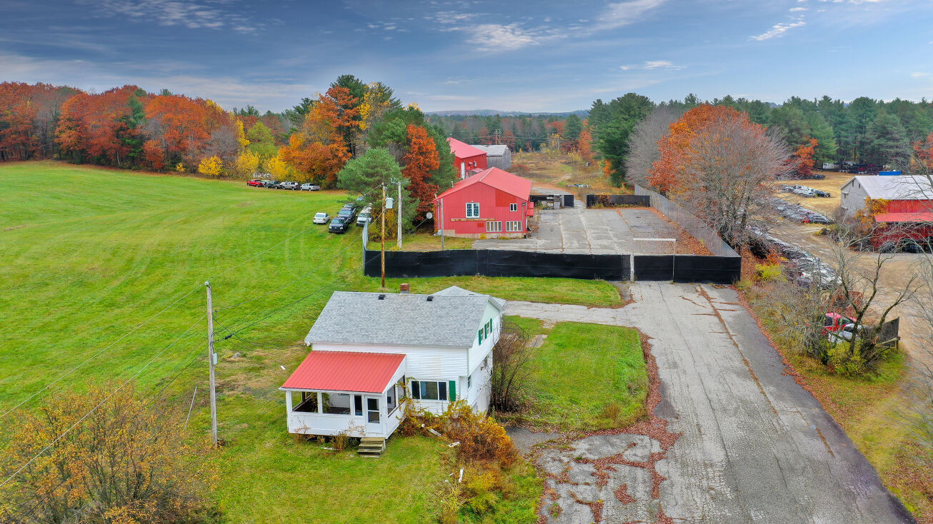 249 Merrow Rd, Auburn, ME 04210