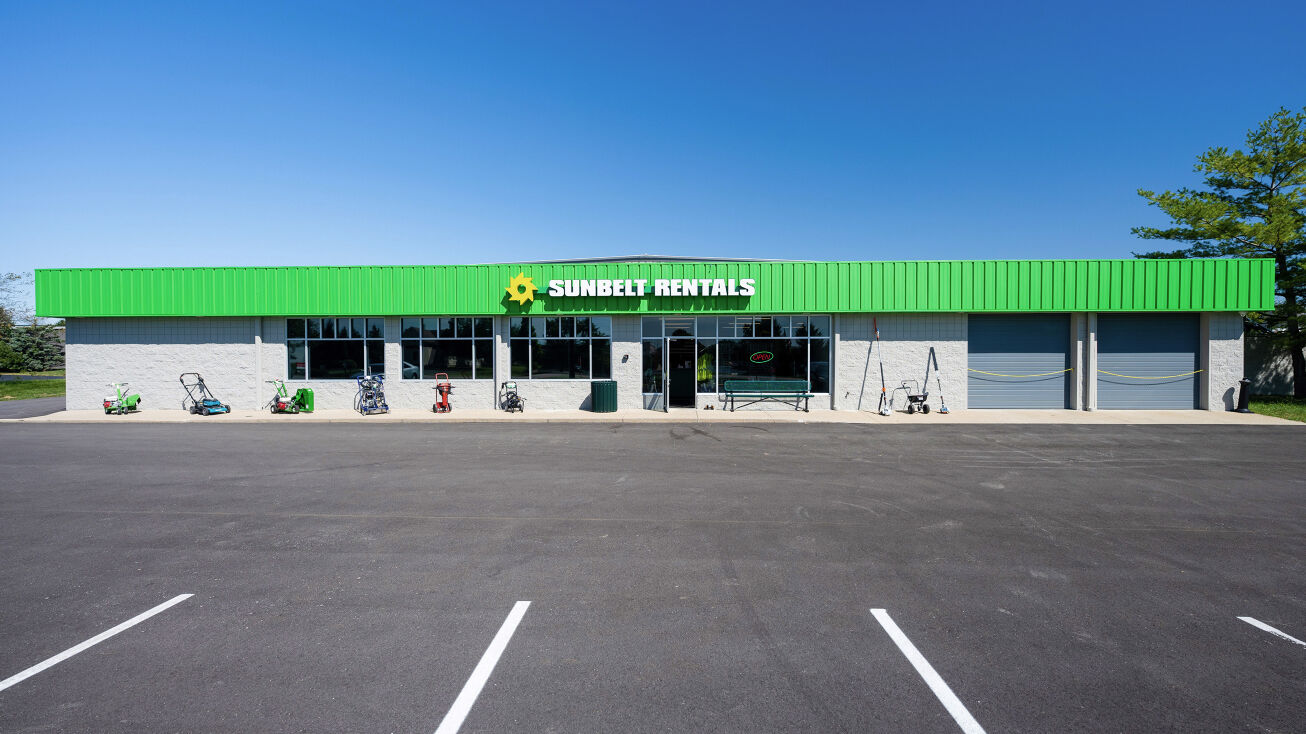 16915 Westfield Park Rd, Westfield, IN 46074