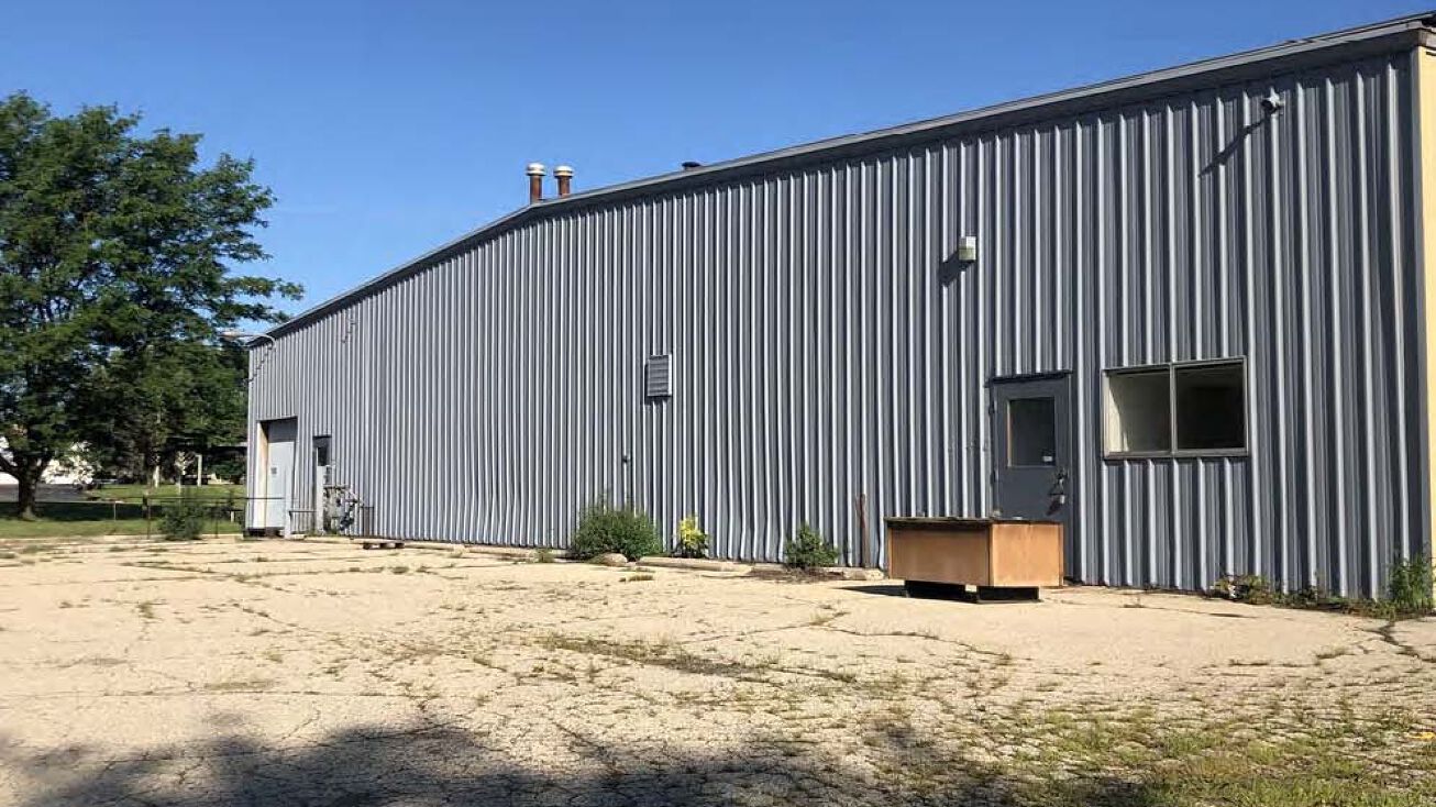 848 Commercial Ave, Whitewater, WI 53190