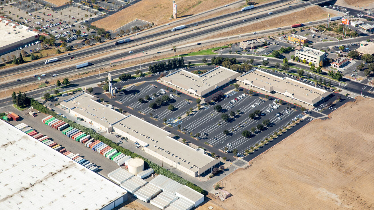 16916 S Harlan Rd, Lathrop, CA 95330