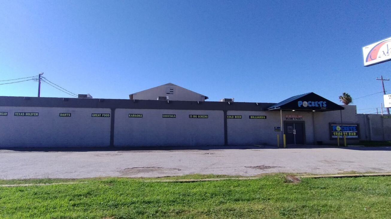 5401 Leopard St, Corpus Christi, TX 78408