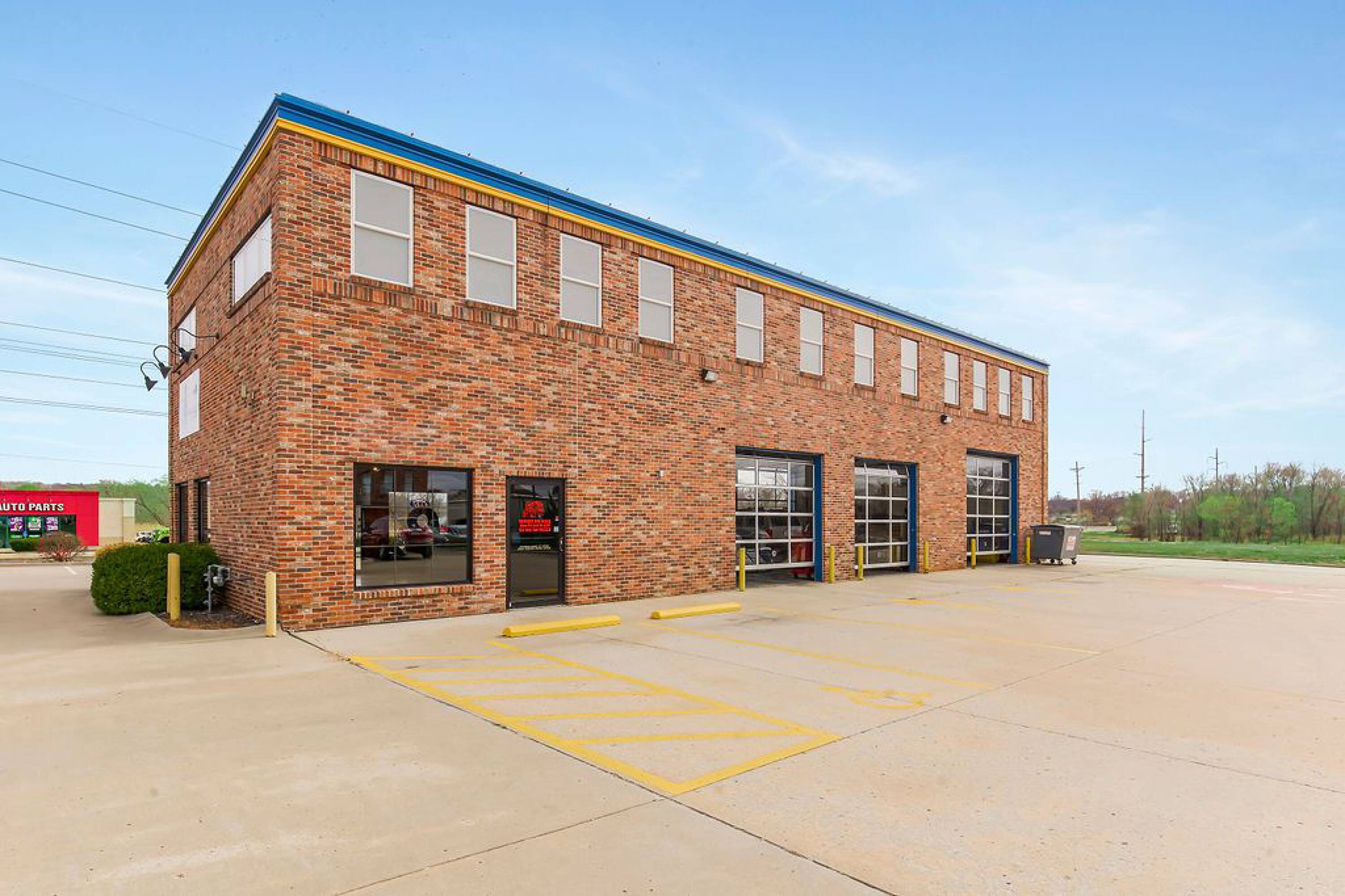 162 S Buckner Tarsney Rd, Grain Valley, MO 64029