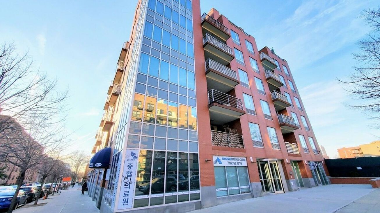 3834 Parsons Blvd, Queens, NY 11354