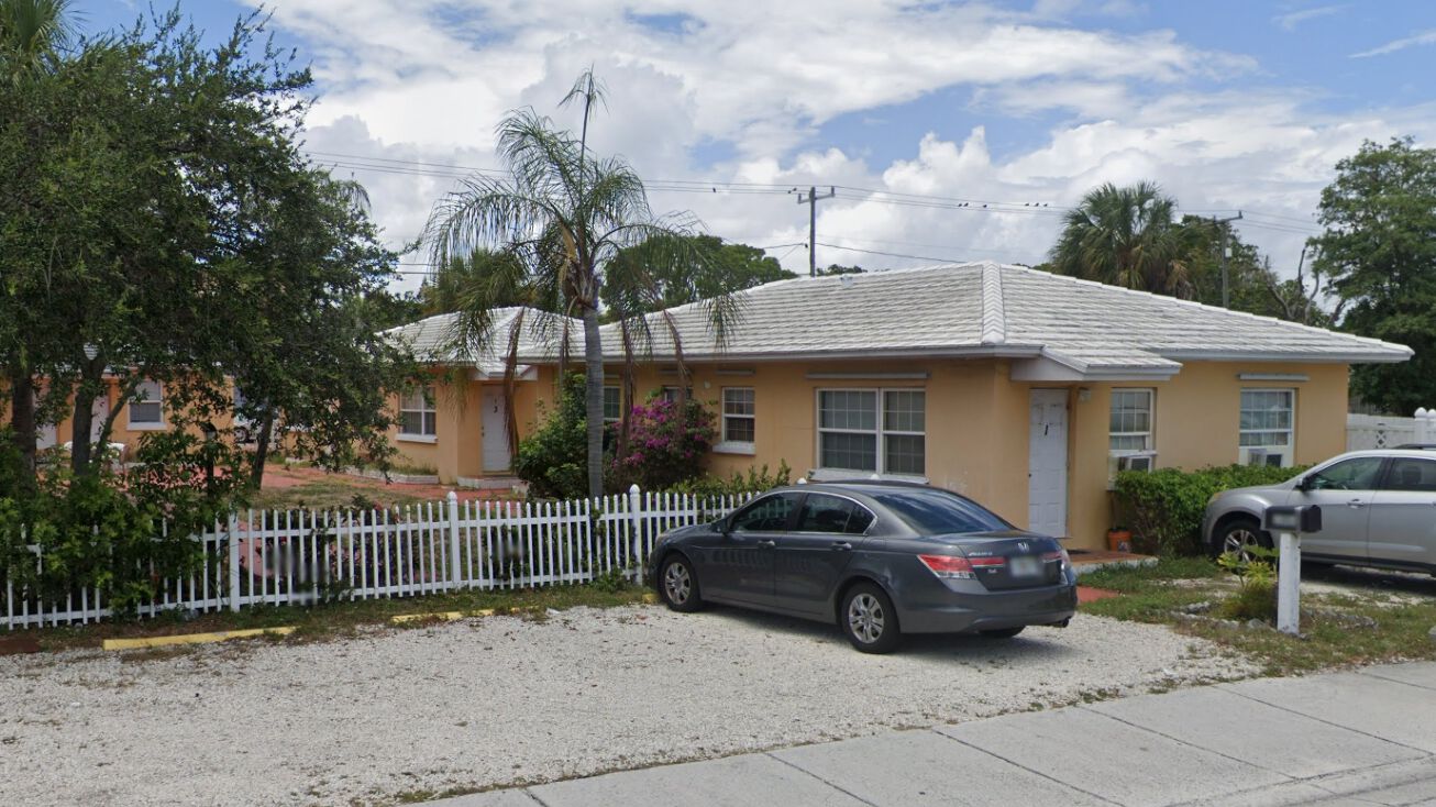 1001 S Federal Hwy 1 Highway S, Lake Worth, FL 33460