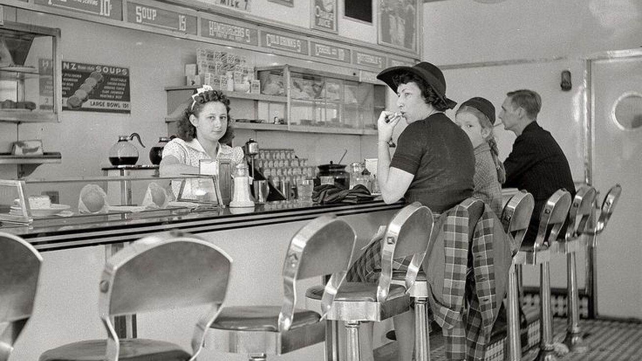 208 Flynn Ave, Burlington, VT 05401 Retail Property for Sale Classic American Diner