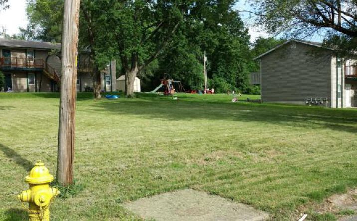 image of property at 501 SW MISSION RD Lees Summit MO 64063-3951